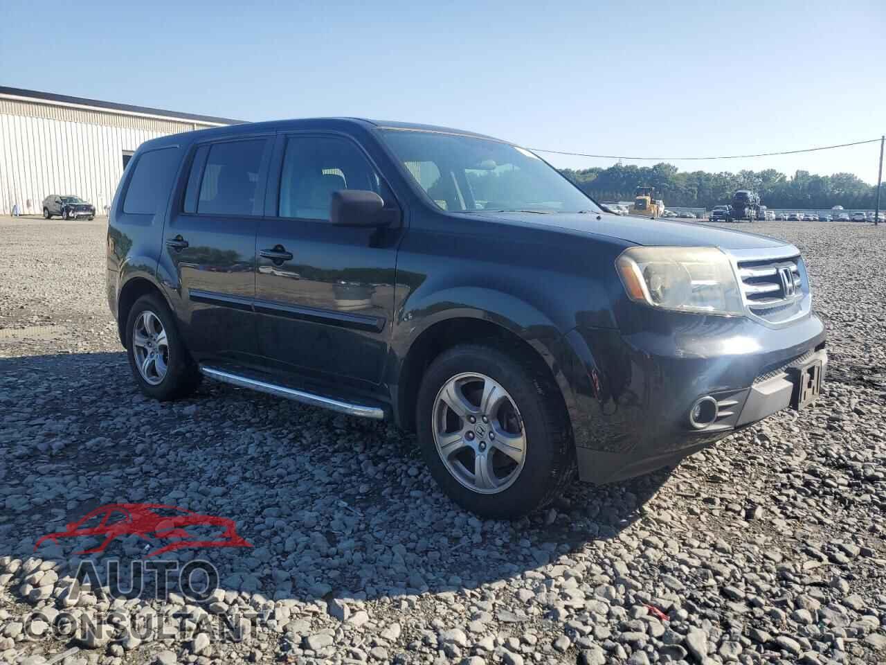 HONDA PILOT 2013 - 5FNYF4H47DB031978