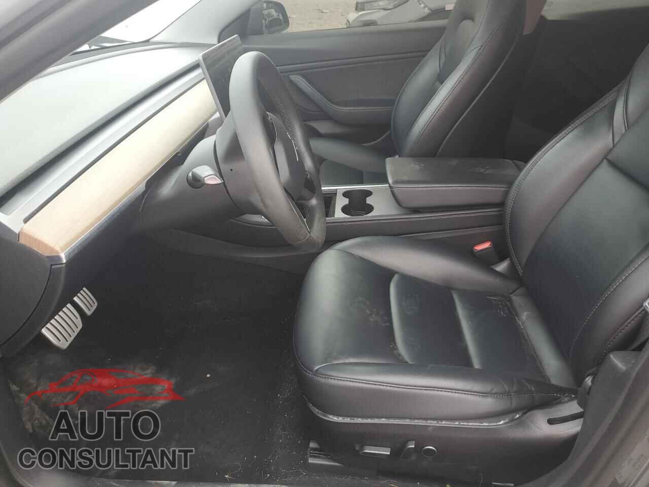 TESLA MODEL 3 2021 - 5YJ3E1EC8MF856256