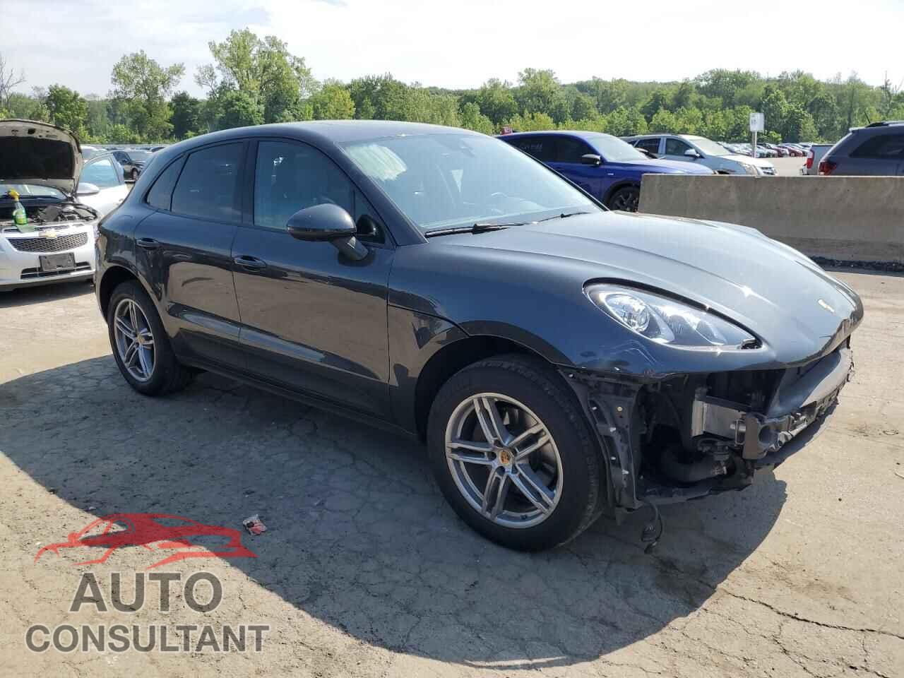 PORSCHE MACAN 2018 - WP1AA2A59JLB09305