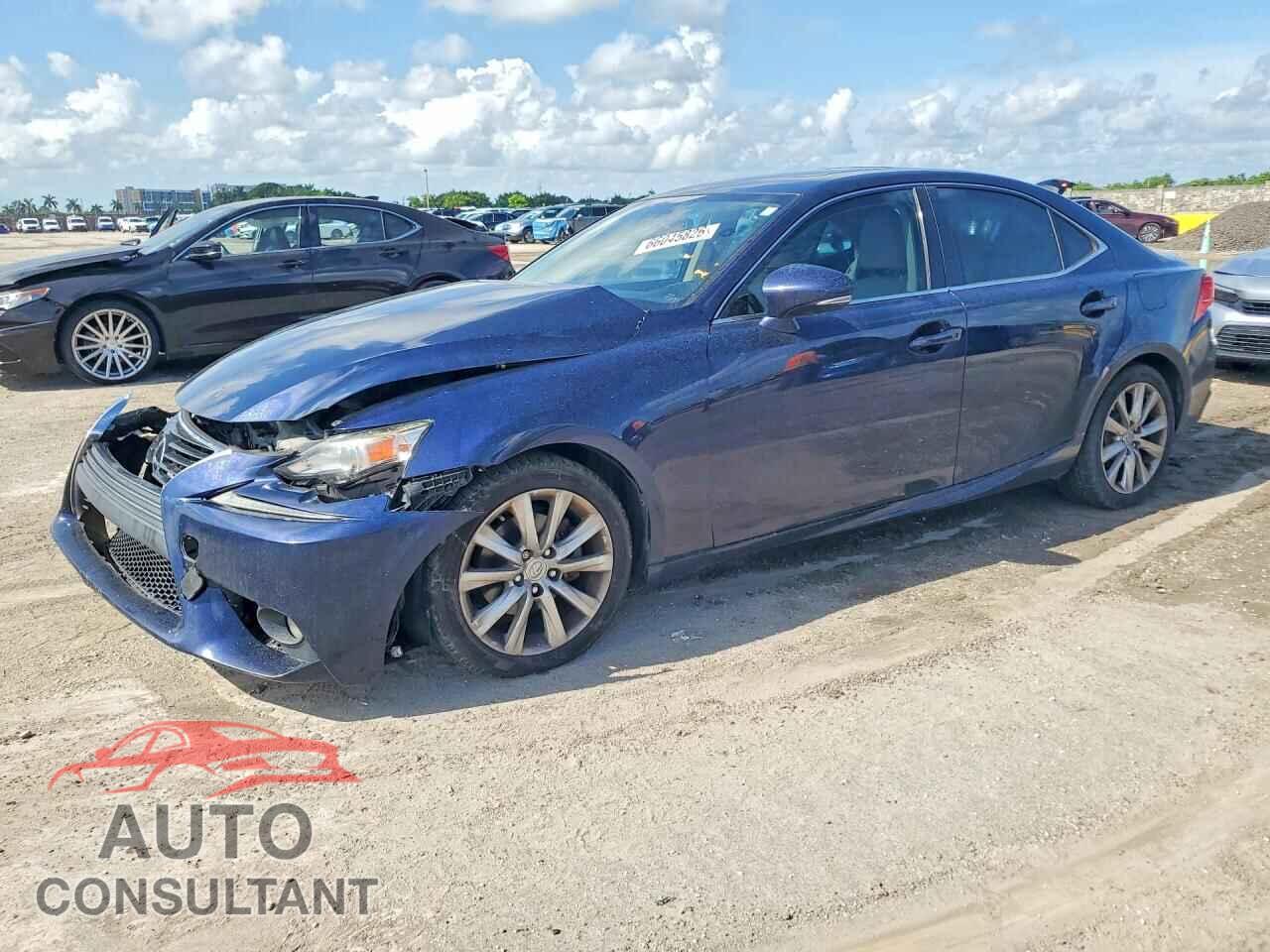LEXUS IS 2014 - JTHBF1D24E5028398
