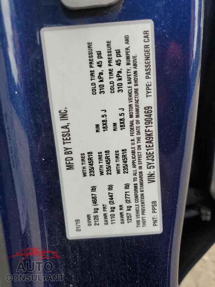TESLA MODEL 3 2019 - 5YJ3E1EA9KF190469
