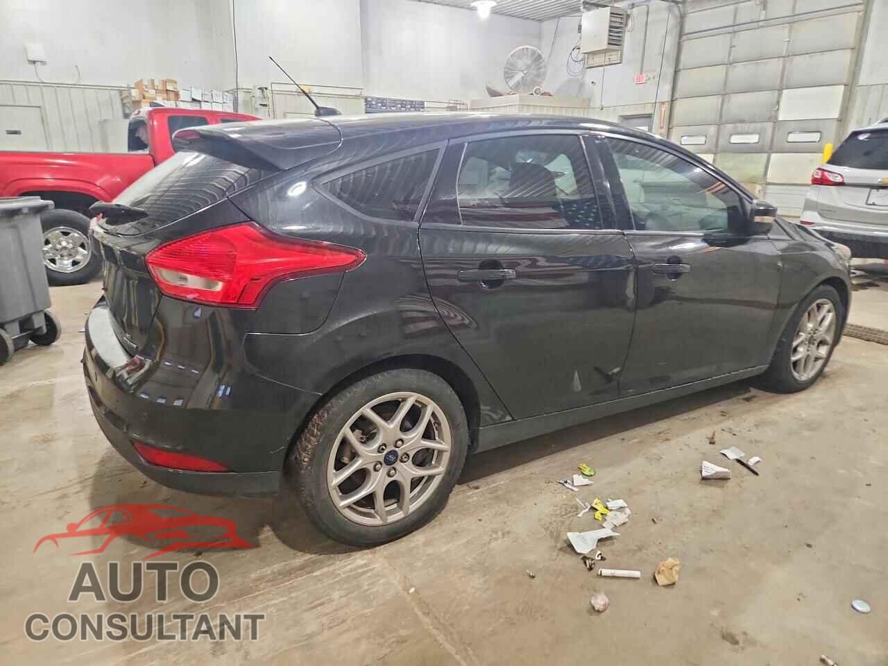 FORD FOCUS 2015 - 1FADP3K20FL285986
