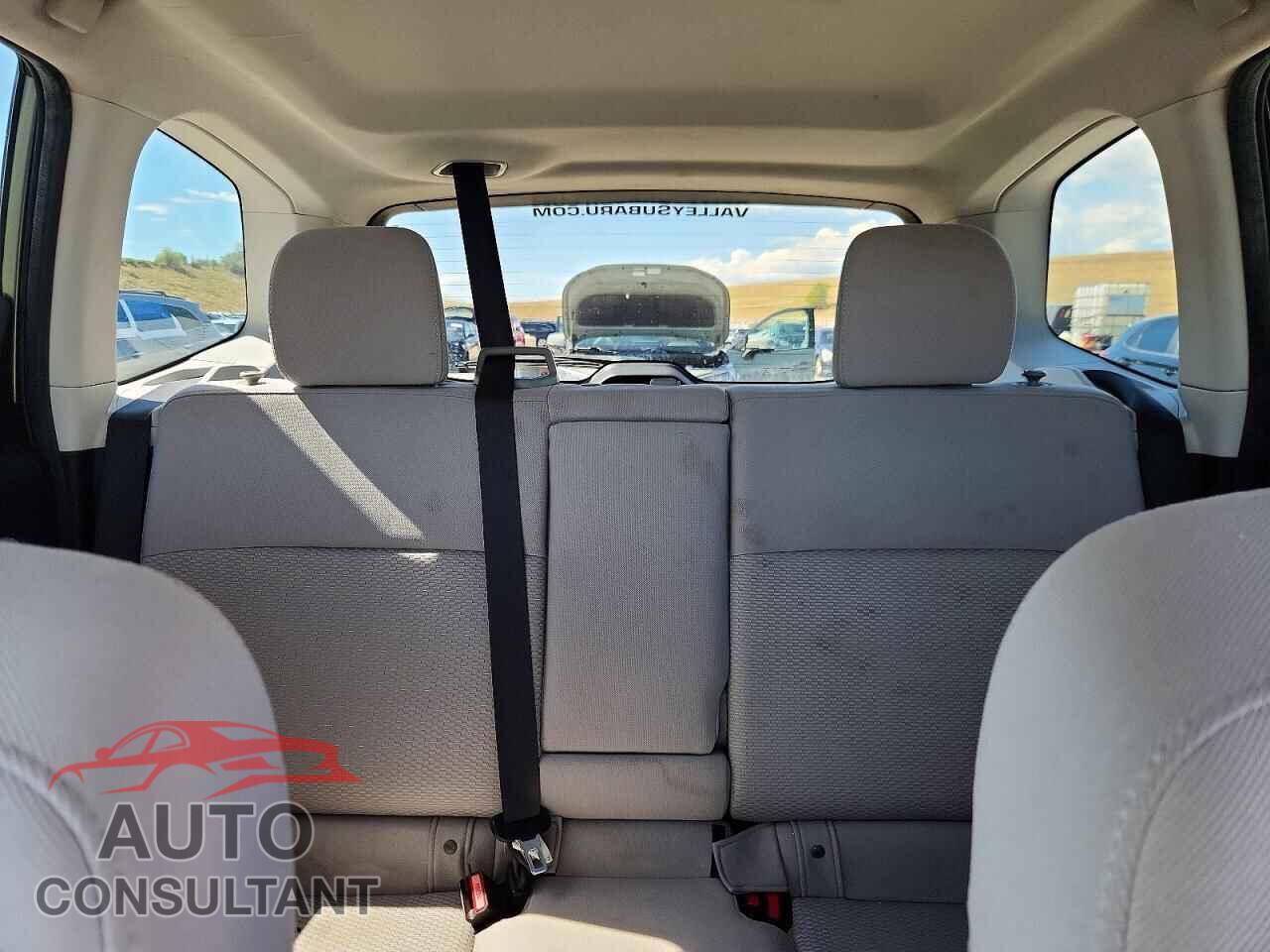 SUBARU FORESTER 2017 - JF2SJAEC4HH570323
