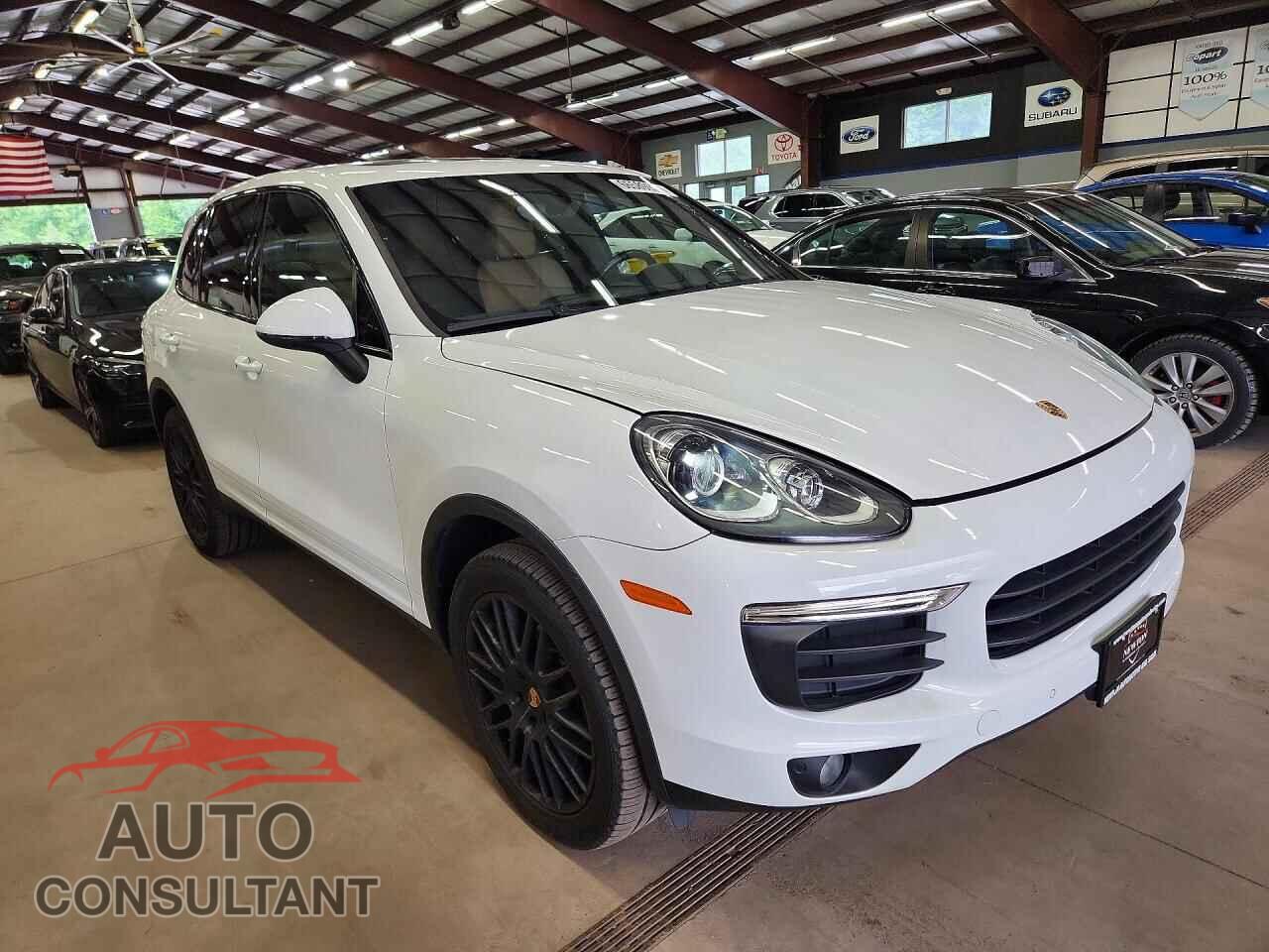 PORSCHE CAYENNE 2018 - WP1AA2A28JKA06145