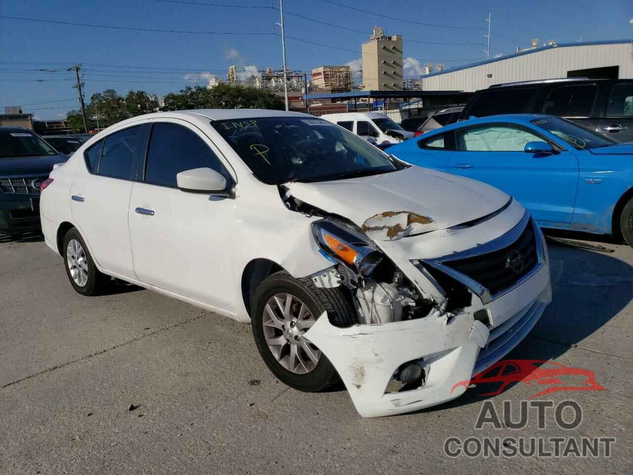 NISSAN VERSA 2018 - 3N1CN7AP7JL833739