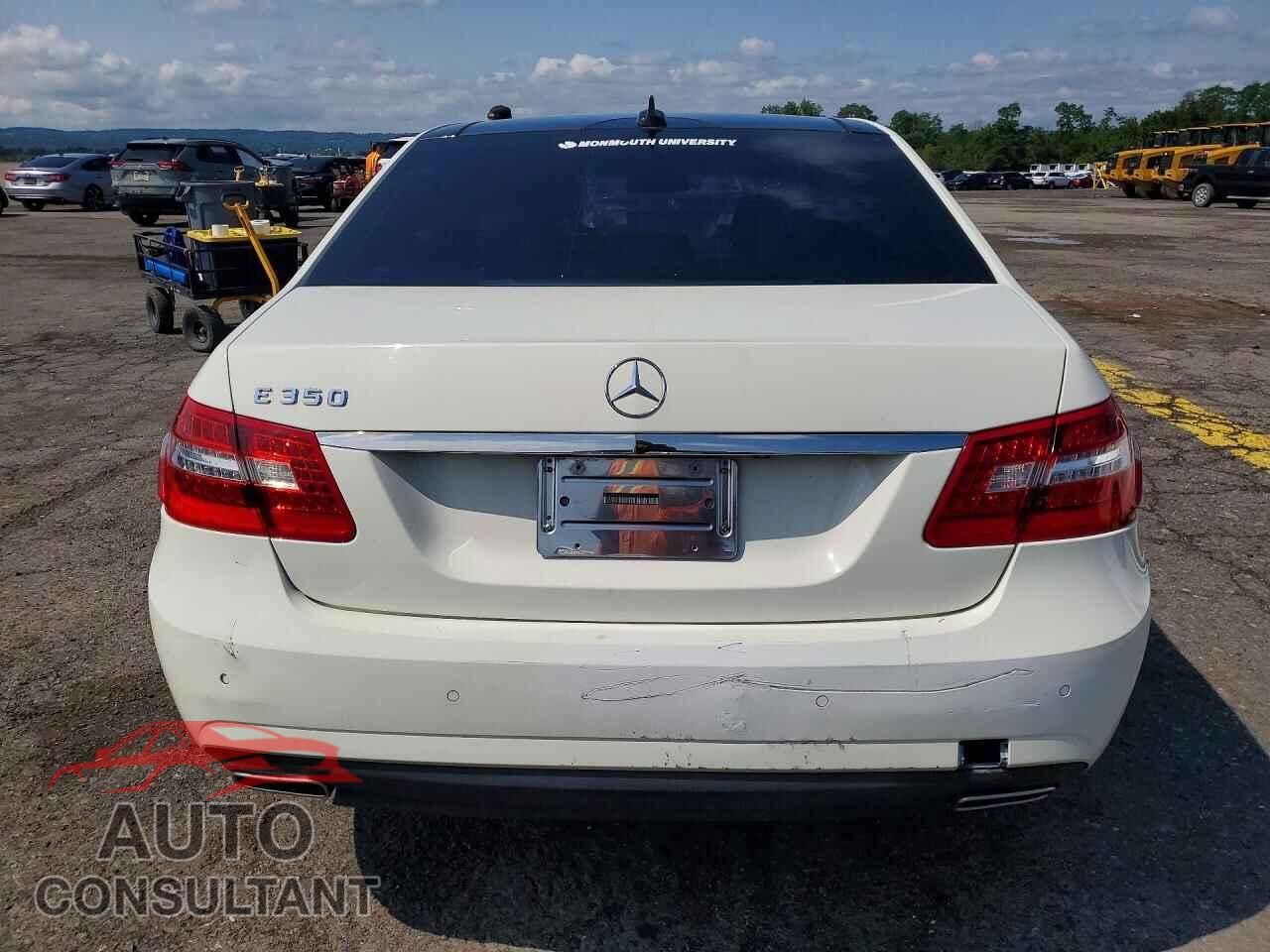 MERCEDES-BENZ E-CLASS 2011 - WDDHF8HB8BA292084