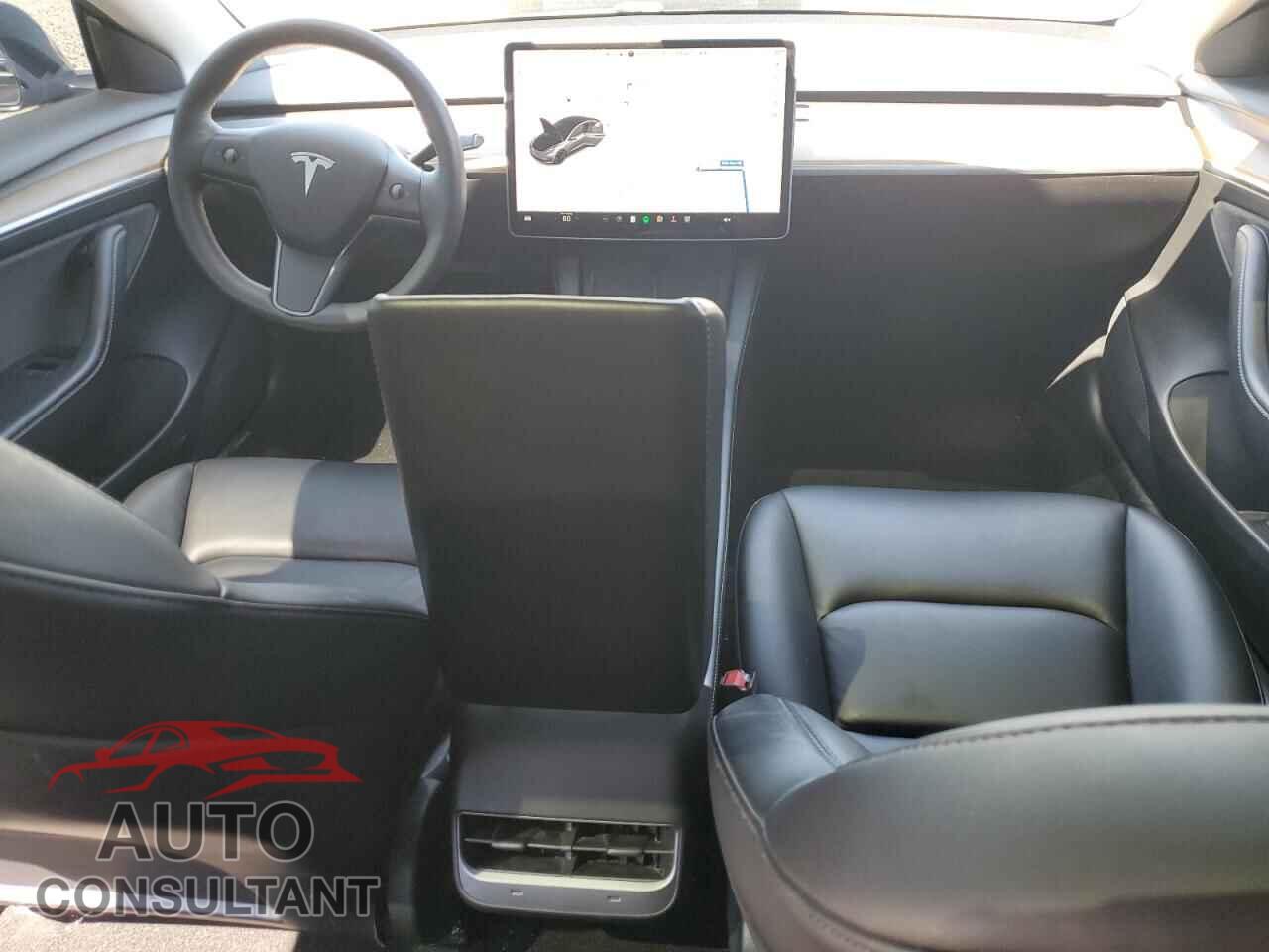 TESLA MODEL 3 2021 - 5YJ3E1EC4MF056151