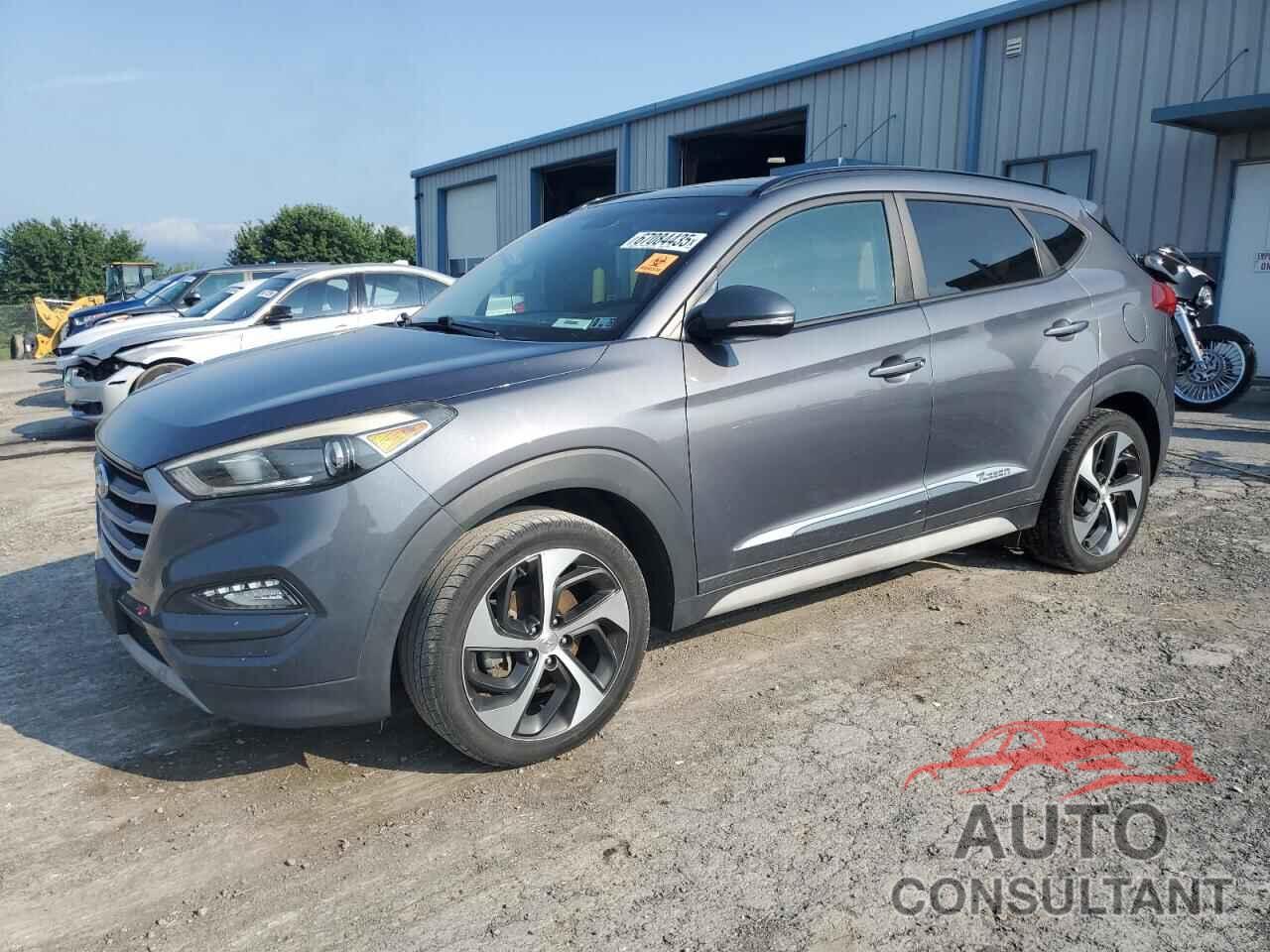 HYUNDAI TUCSON 2018 - KM8J3CA26JU644833