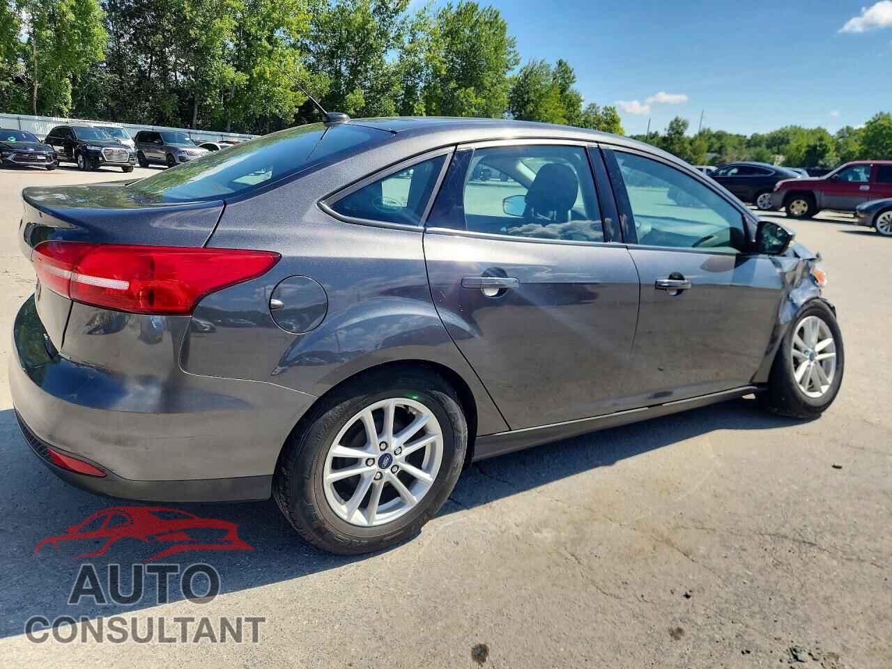 FORD FOCUS 2017 - 1FADP3F28HL288454