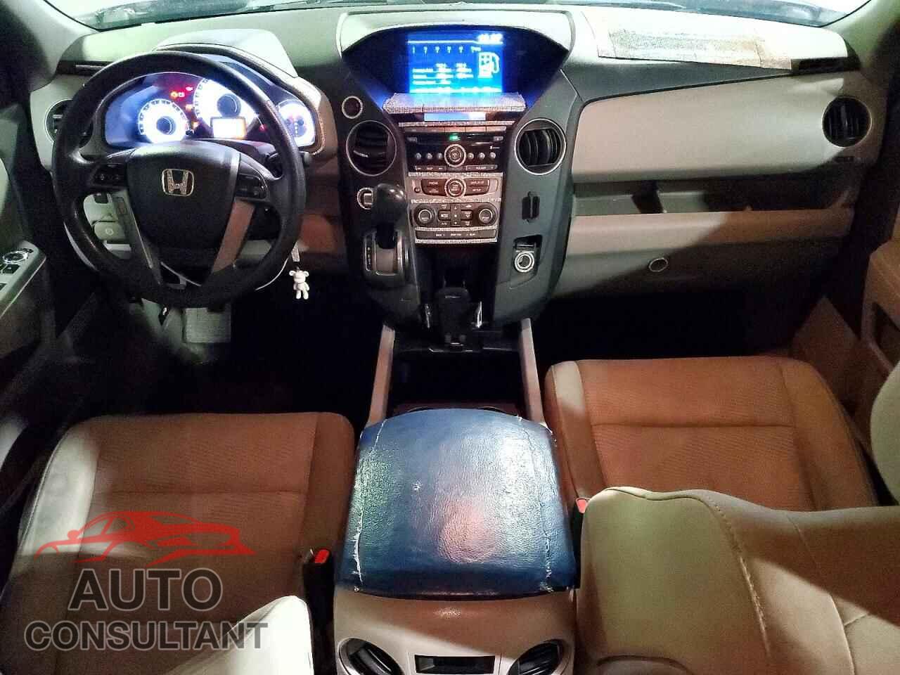 HONDA PILOT 2013 - 5FNYF4H2XDB008001