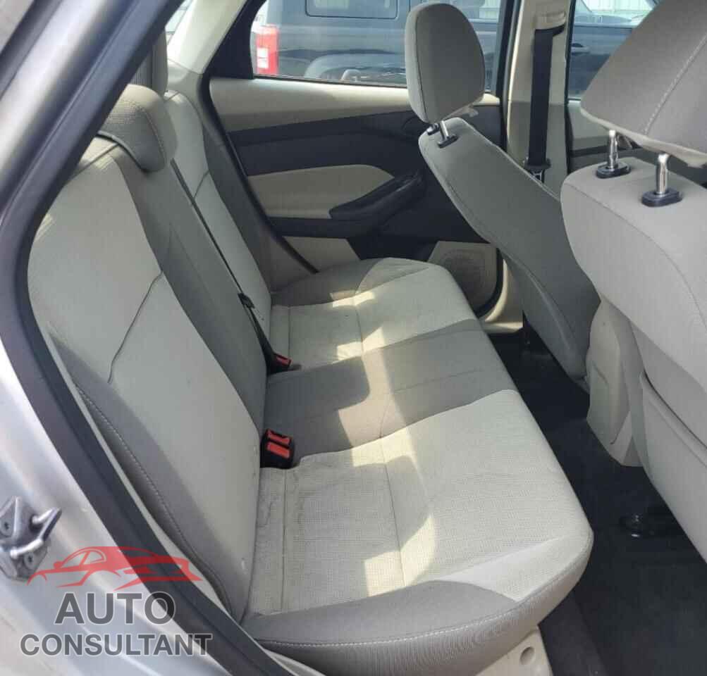 FORD FOCUS 2012 - 1FAHP3F25CL437381