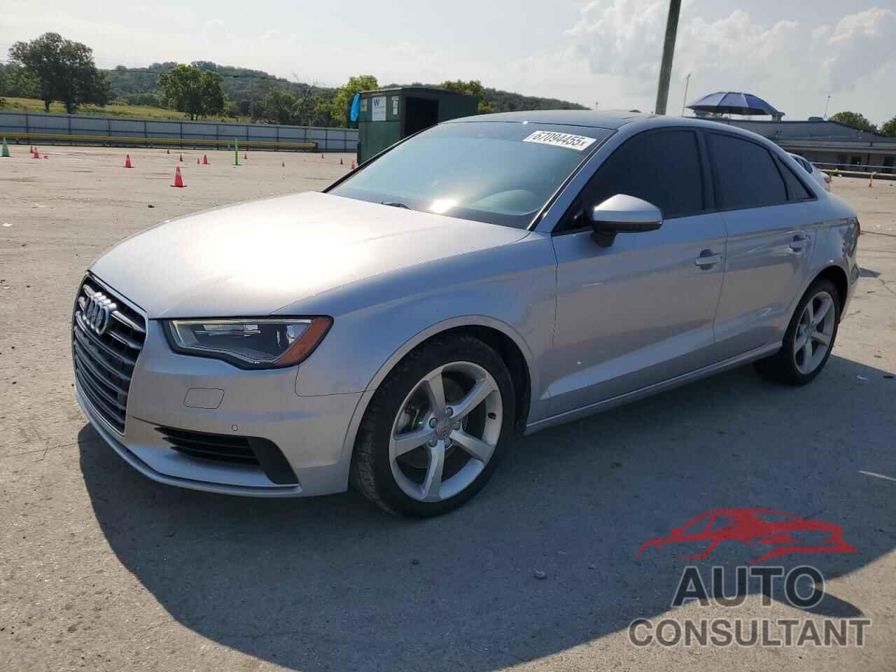 AUDI A3 2016 - WAUA7GFF4G1011024