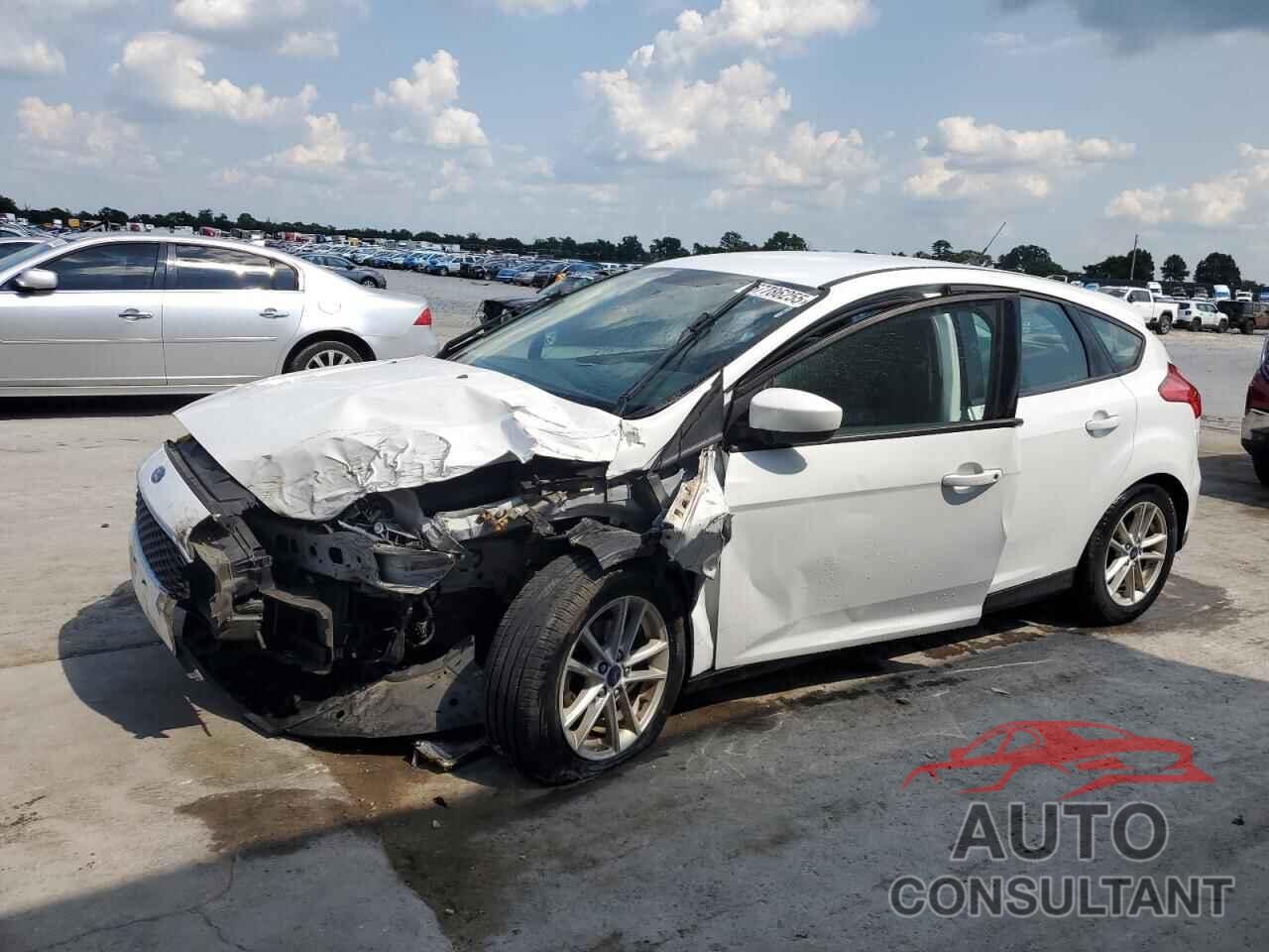 FORD FOCUS 2018 - 1FADP3K22JL231324