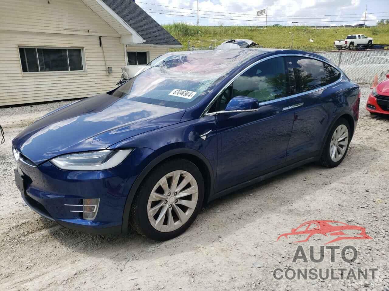 TESLA MODEL X 2017 - 5YJXCBE21HF050303