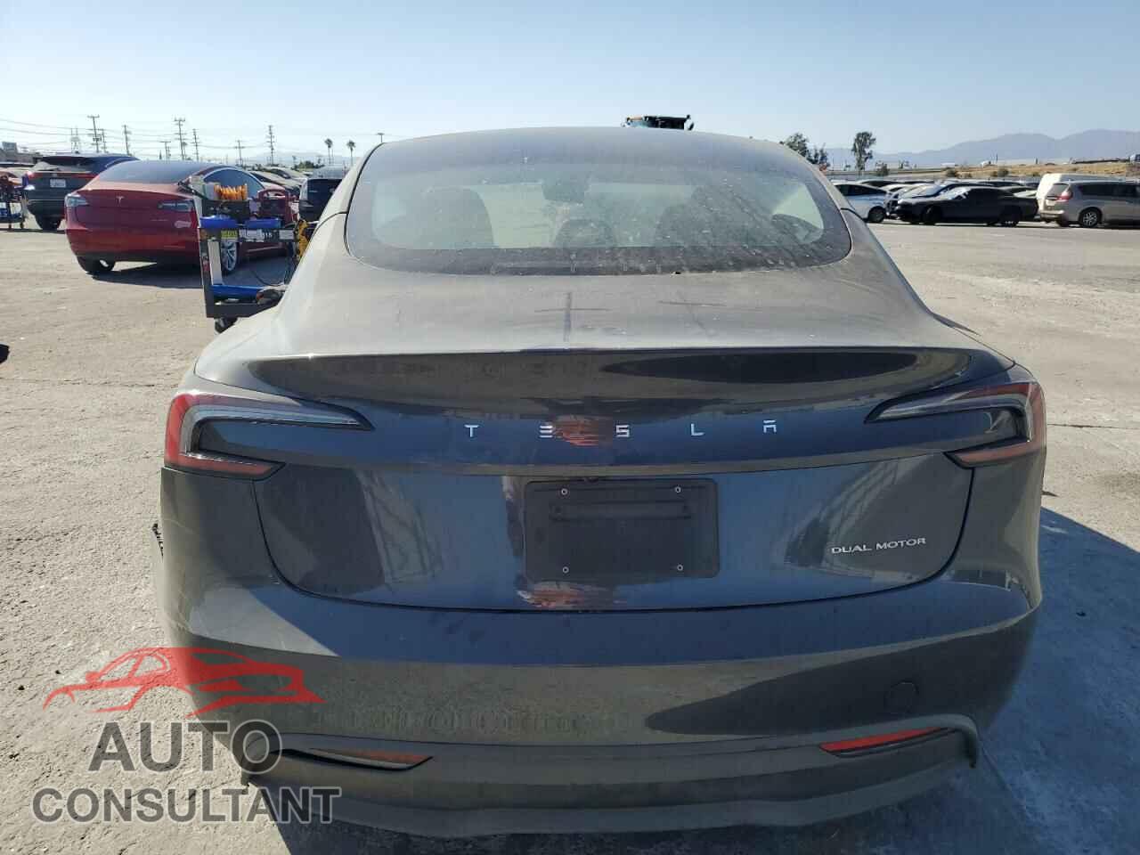 TESLA MODEL 3 2024 - 5YJ3E1EB0RF759079