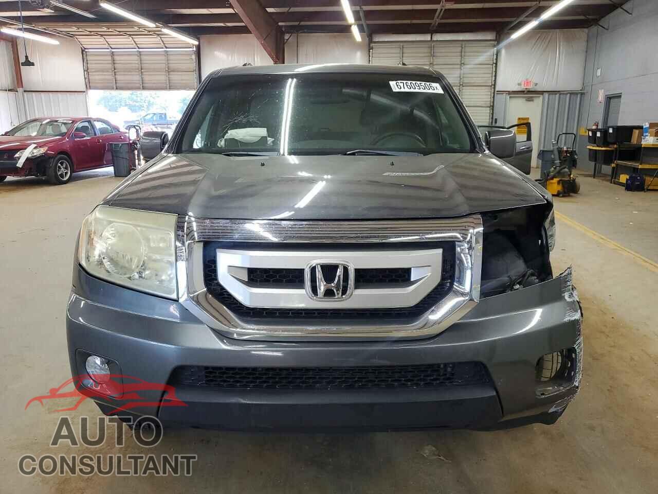 HONDA PILOT 2011 - 5FNYF4H40BB037604