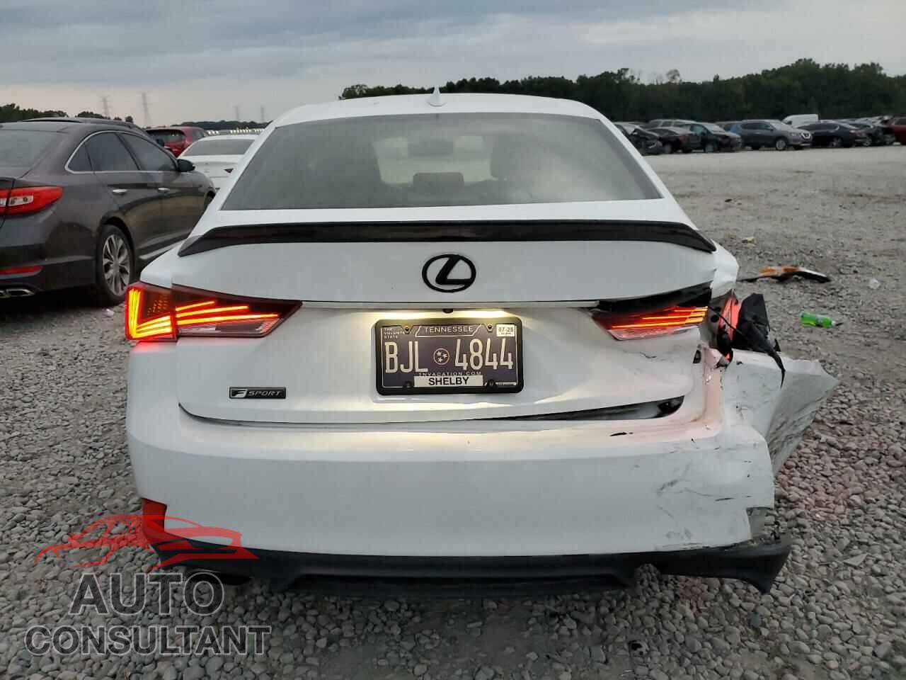 LEXUS IS 2017 - JTHBA1D23H5058947