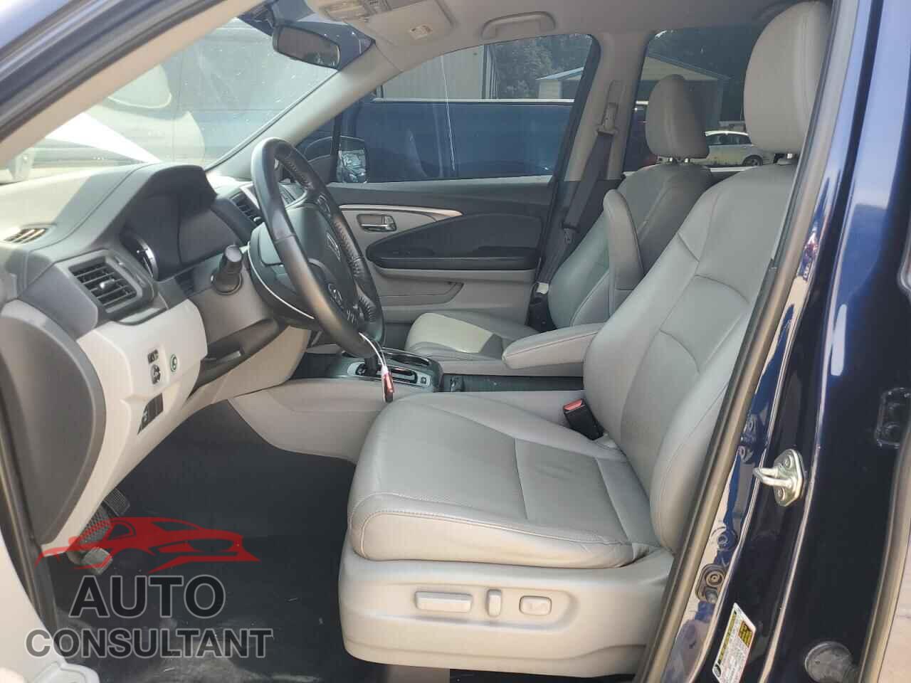 HONDA RIDGELINE 2017 - 5FPYK3F55HB010254