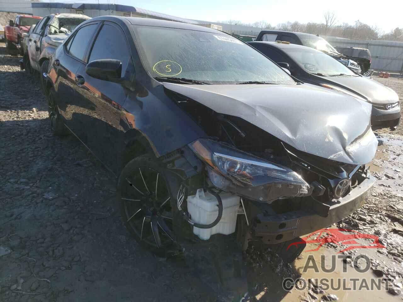 TOYOTA COROLLA 2018 - 5YFBURHE5JP848075