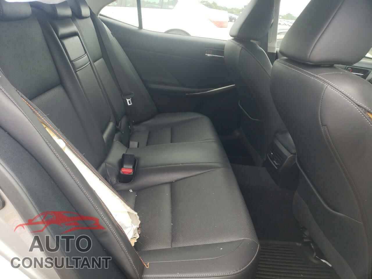 LEXUS IS 2016 - JTHCM1D21G5009501