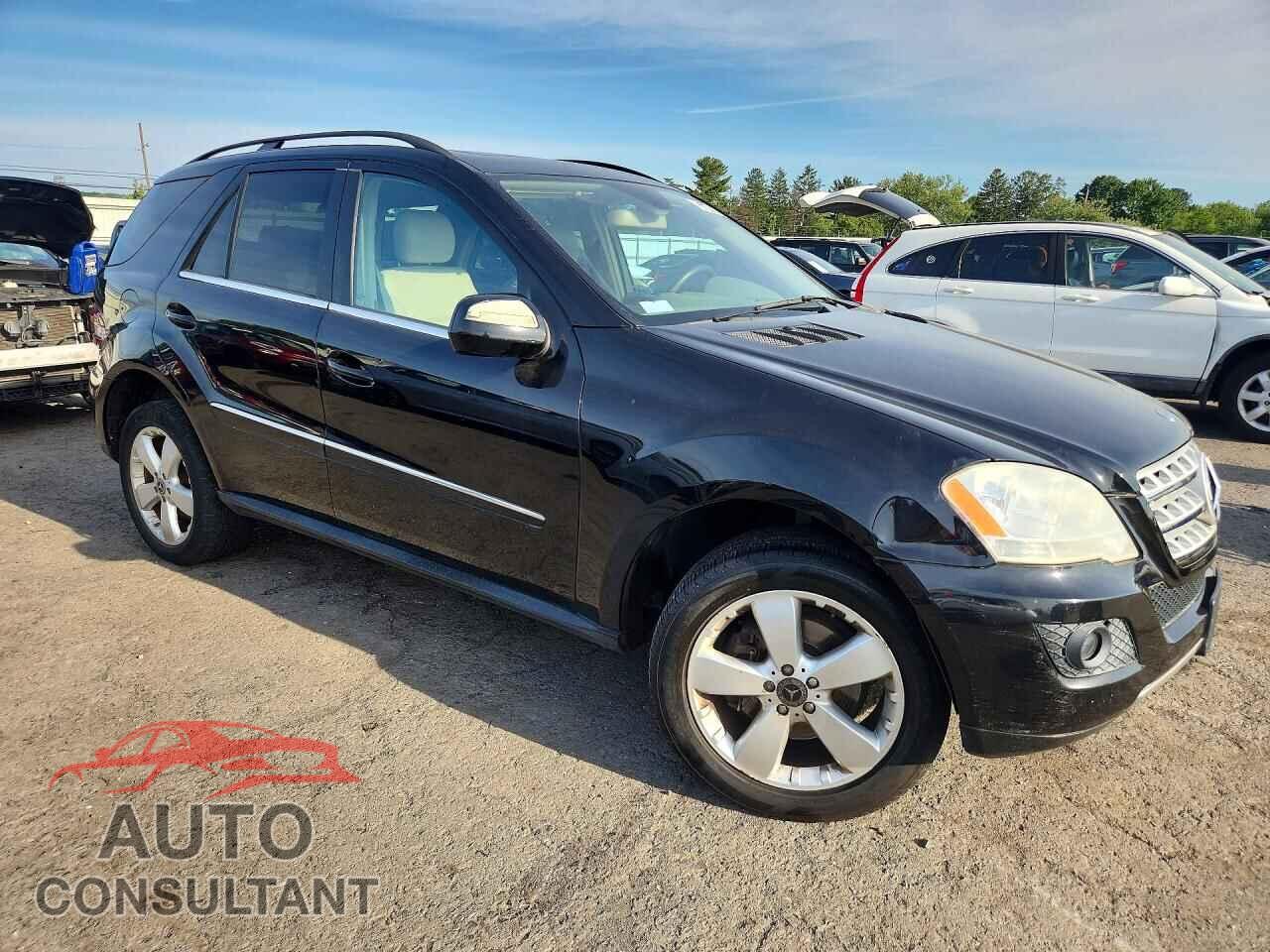 MERCEDES-BENZ M-CLASS 2009 - 4JGBB86E39A467095