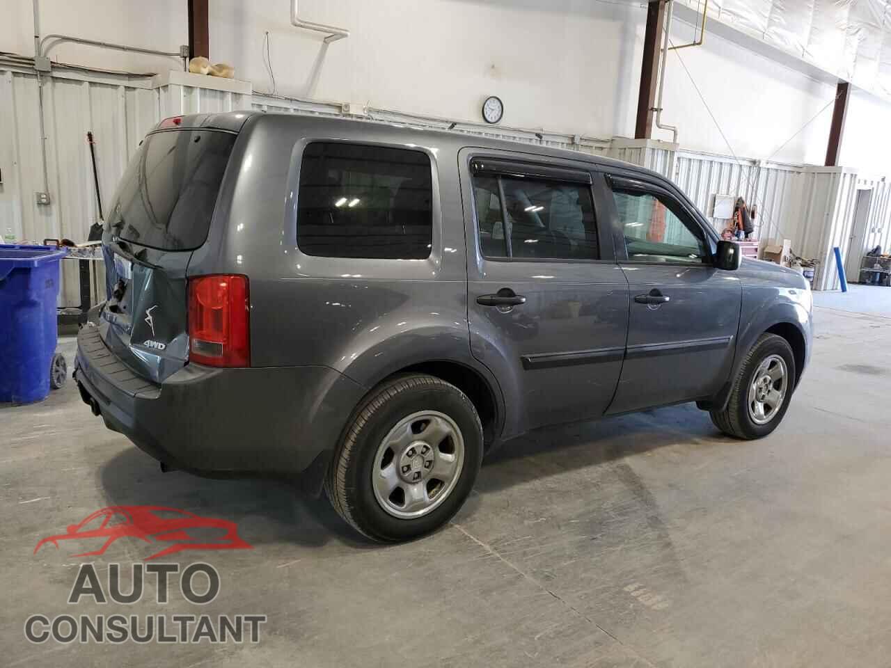 HONDA PILOT 2013 - 5FNYF4H25DB015437