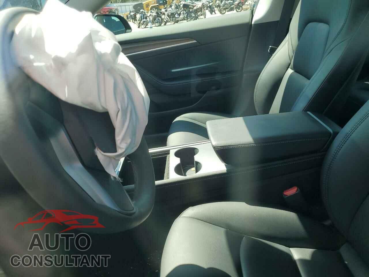 TESLA MODEL 3 2023 - 5YJ3E1EA2PF398295