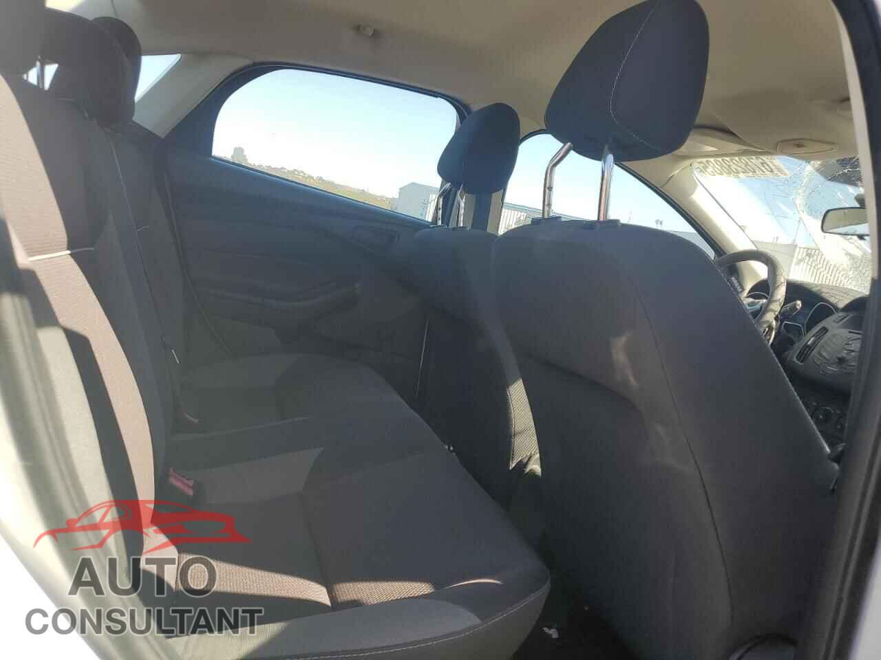 FORD FOCUS 2013 - 1FADP3E24DL159056