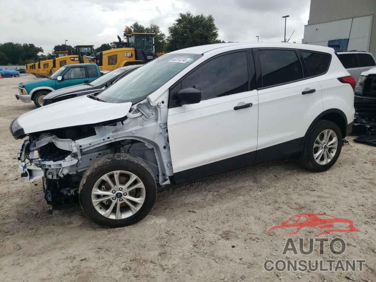 FORD ESCAPE 2019 - 1FMCU0F74KUB96022