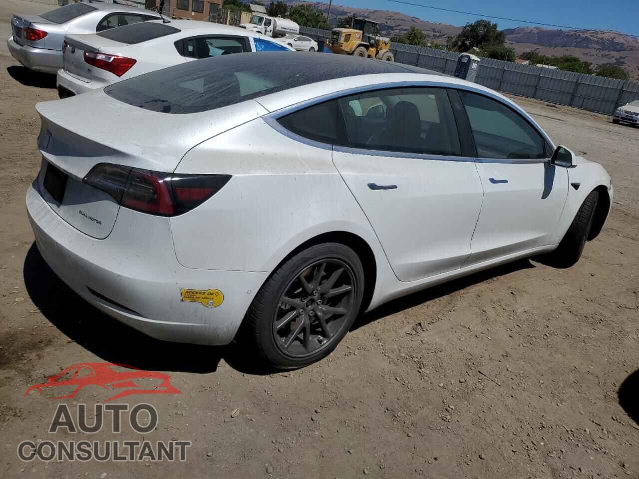 TESLA MODEL 3 2020 - 5YJ3E1EB4LF619527
