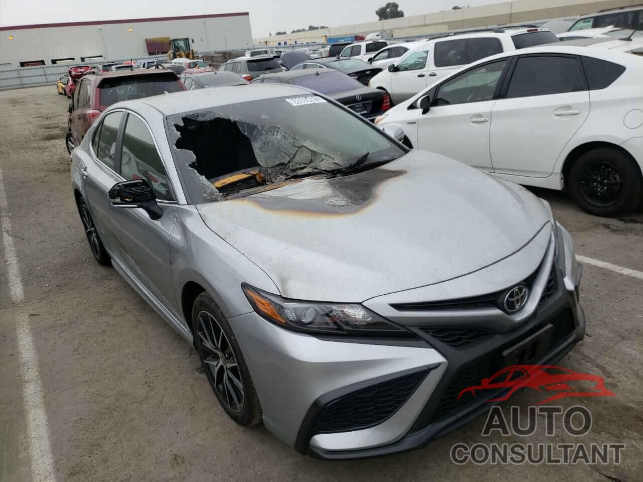 TOYOTA CAMRY 2022 - 4T1G11AKXNU626894