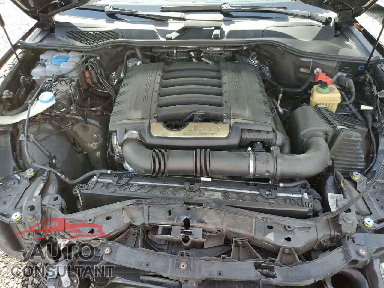 PORSCHE CAYENNE 2016 - WP1AA2A20GKA10540