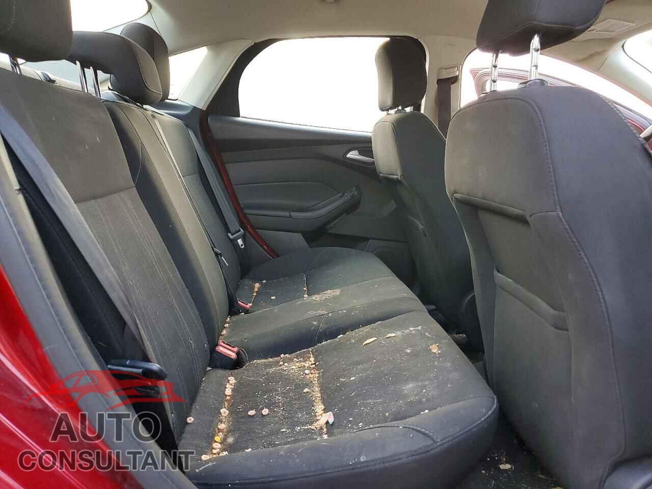 FORD FOCUS 2016 - 1FADP3F26GL351663