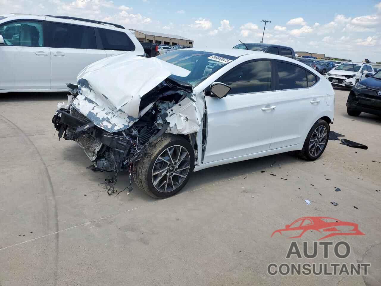 HYUNDAI ELANTRA 2020 - 5NPD84LF3LH616588