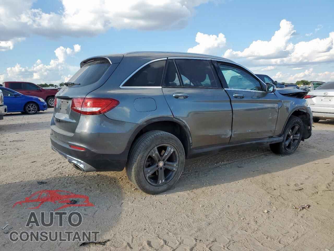MERCEDES-BENZ GLC-CLASS 2017 - WDC0G4JB6HF200743