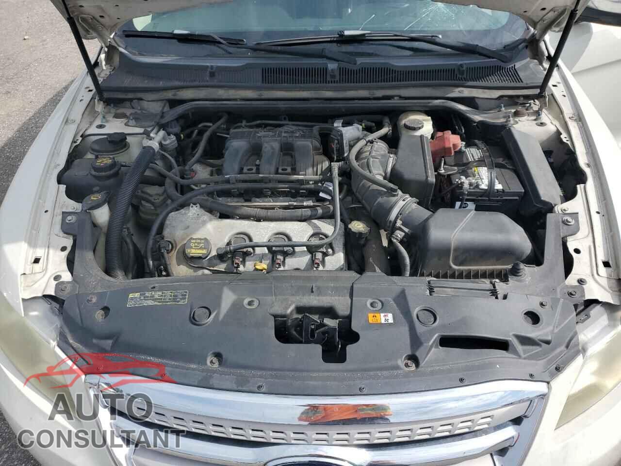 FORD TAURUS 2010 - 1FAHP2FW8AG112338