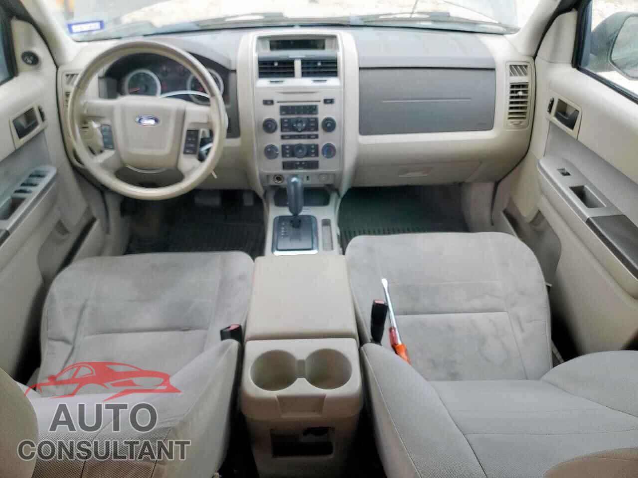 FORD ESCAPE 2011 - 1FMCU0D76BKA80920
