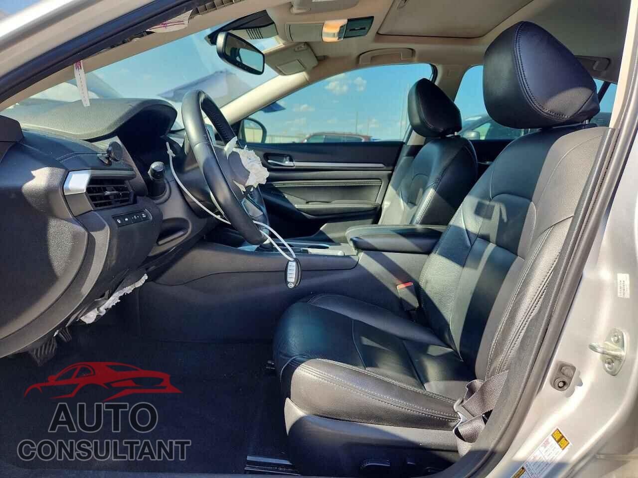 NISSAN ALTIMA 2019 - 1N4BL4DV5KC127167