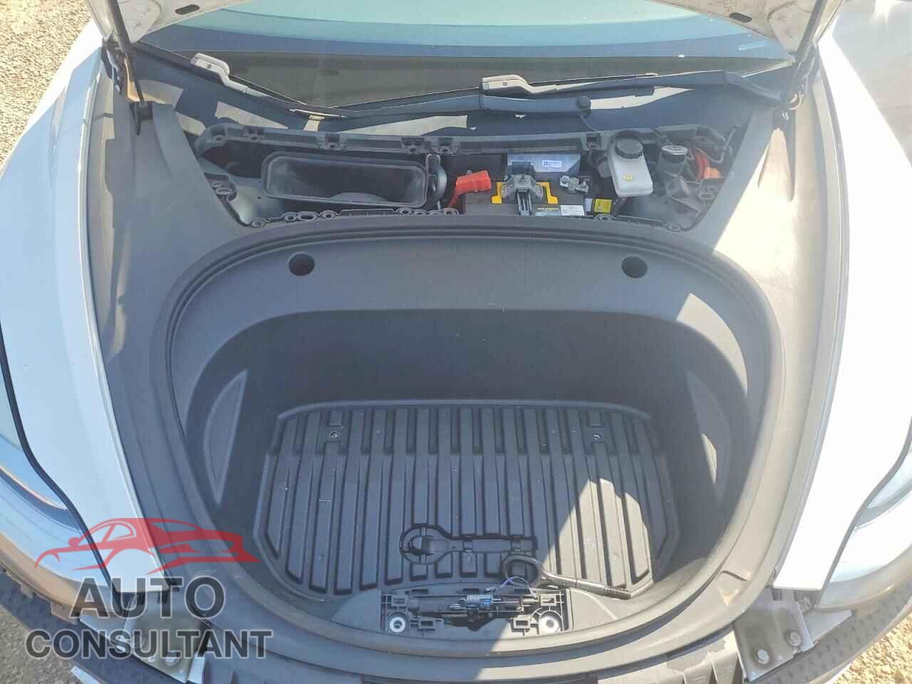 TESLA MODEL 3 2020 - 5YJ3E1EB9LF795232
