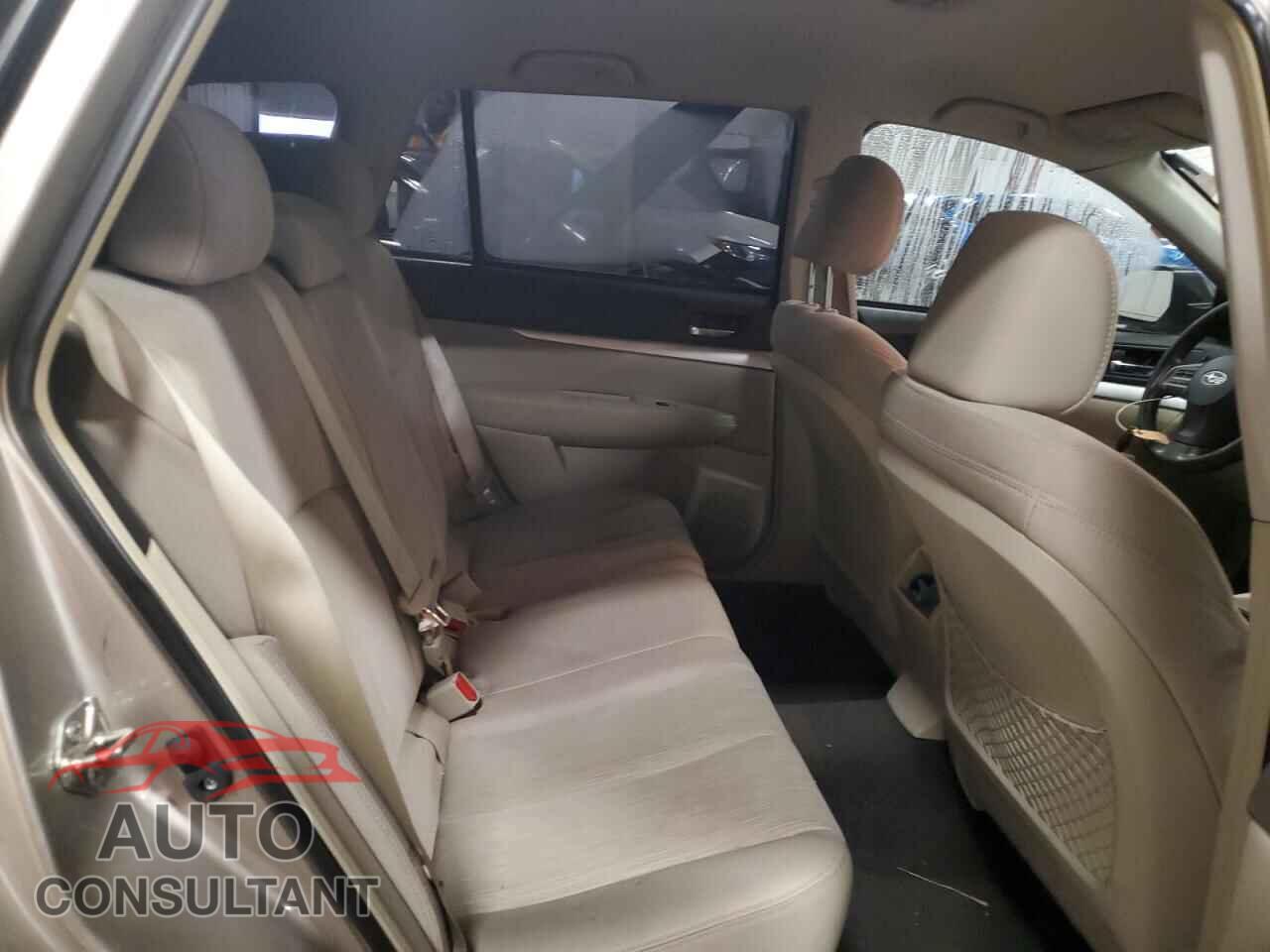SUBARU OUTBACK 2014 - 4S4BRCAC0E3217882