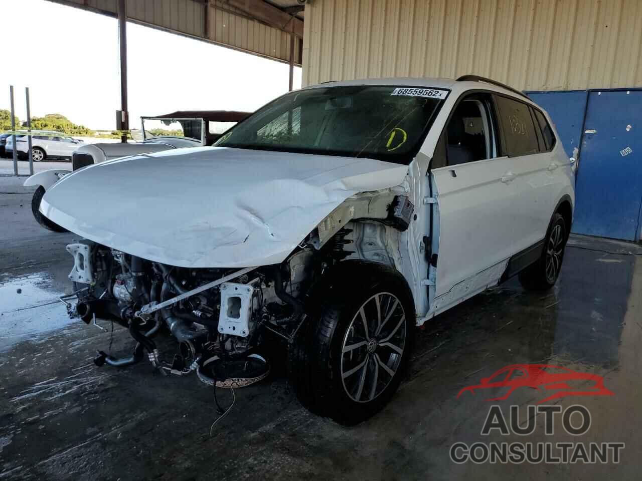 VOLKSWAGEN TIGUAN 2021 - 3VV1B7AX0MM129086