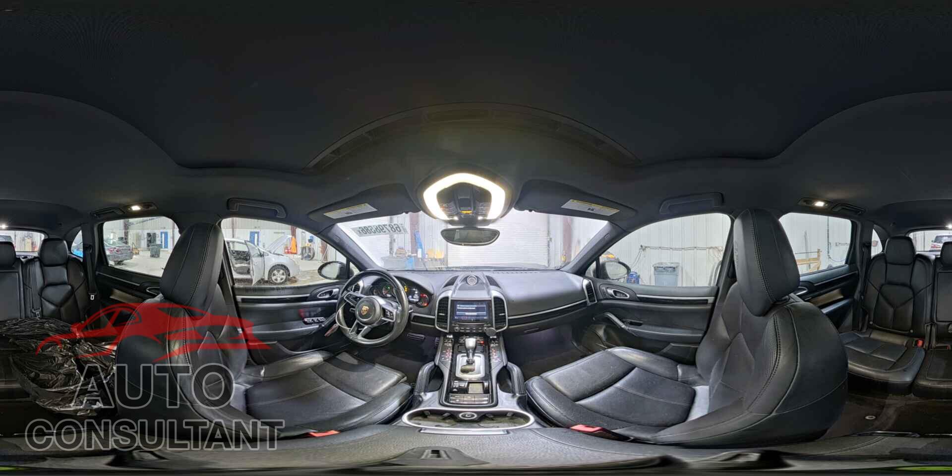 PORSCHE CAYENNE 2018 - WP1AA2A28JKA02371