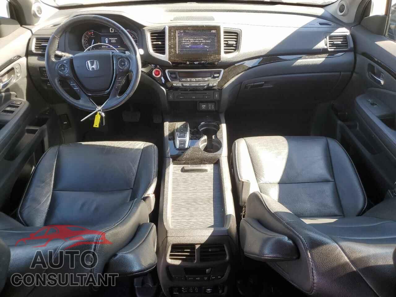 HONDA PILOT 2017 - 5FNYF6H98HB097288