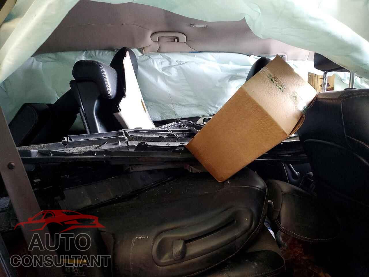 NISSAN PATHFINDER 2020 - 5N1DR2BM2LC633200