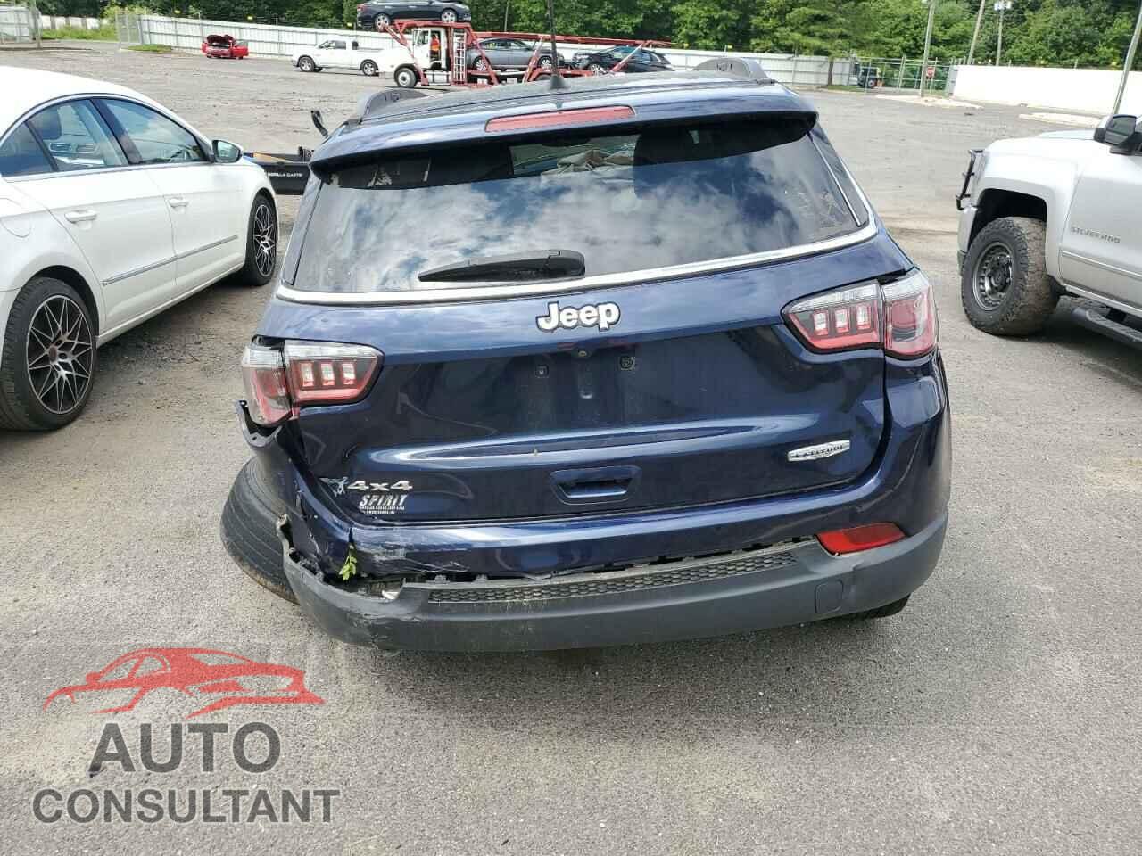 JEEP COMPASS 2018 - 3C4NJDBB2JT202819