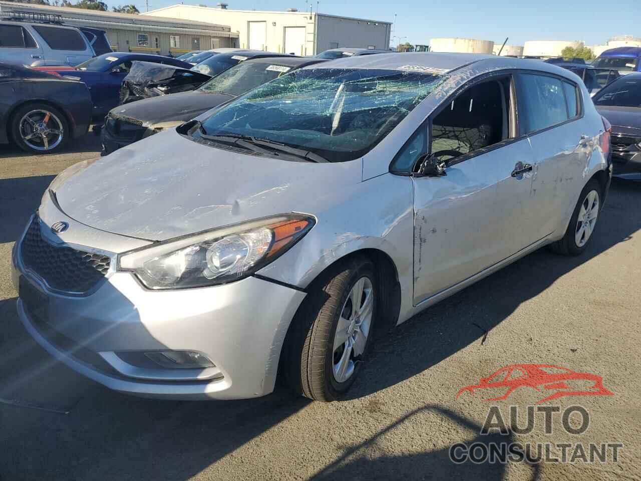 KIA FORTE 2016 - KNAFK5A82G5599872