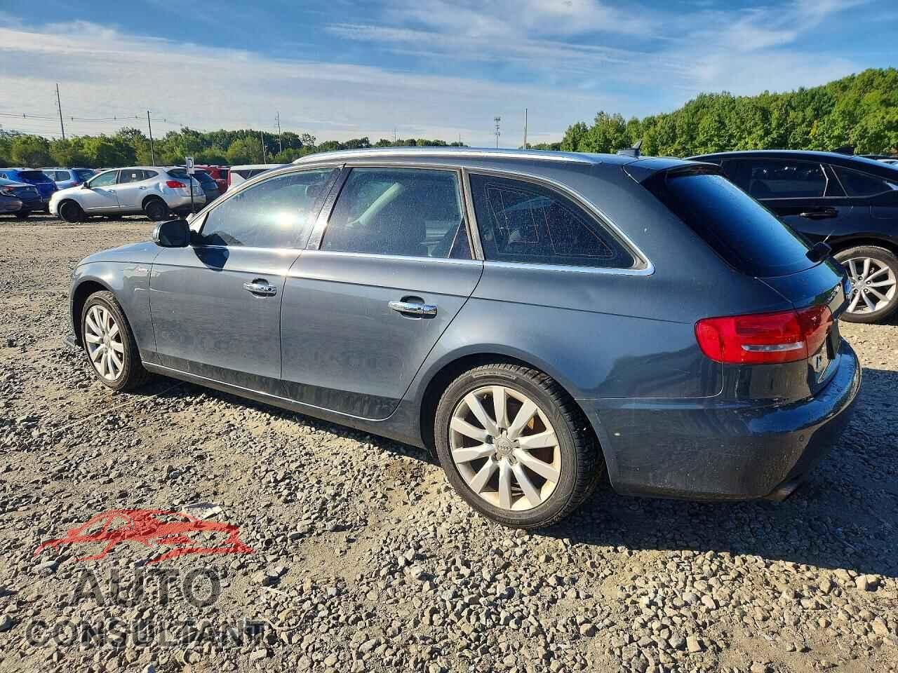 AUDI A4 2010 - WAUWFAFL3AA051291