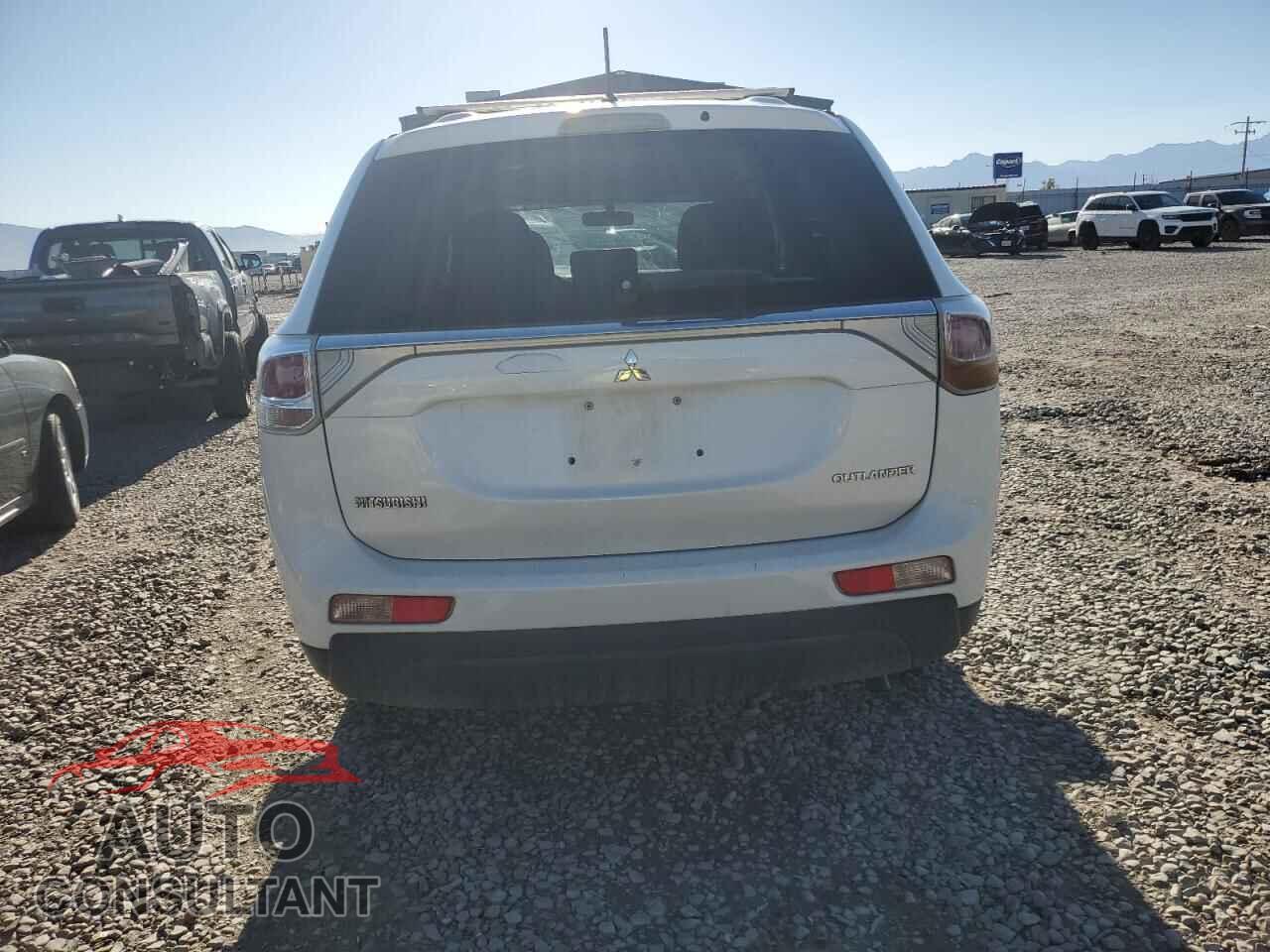 MITSUBISHI OUTLANDER 2014 - JA4AD2A35EZ007214
