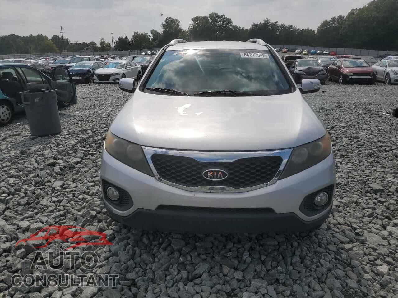 KIA SORENTO 2012 - 5XYKT3A64CG208367