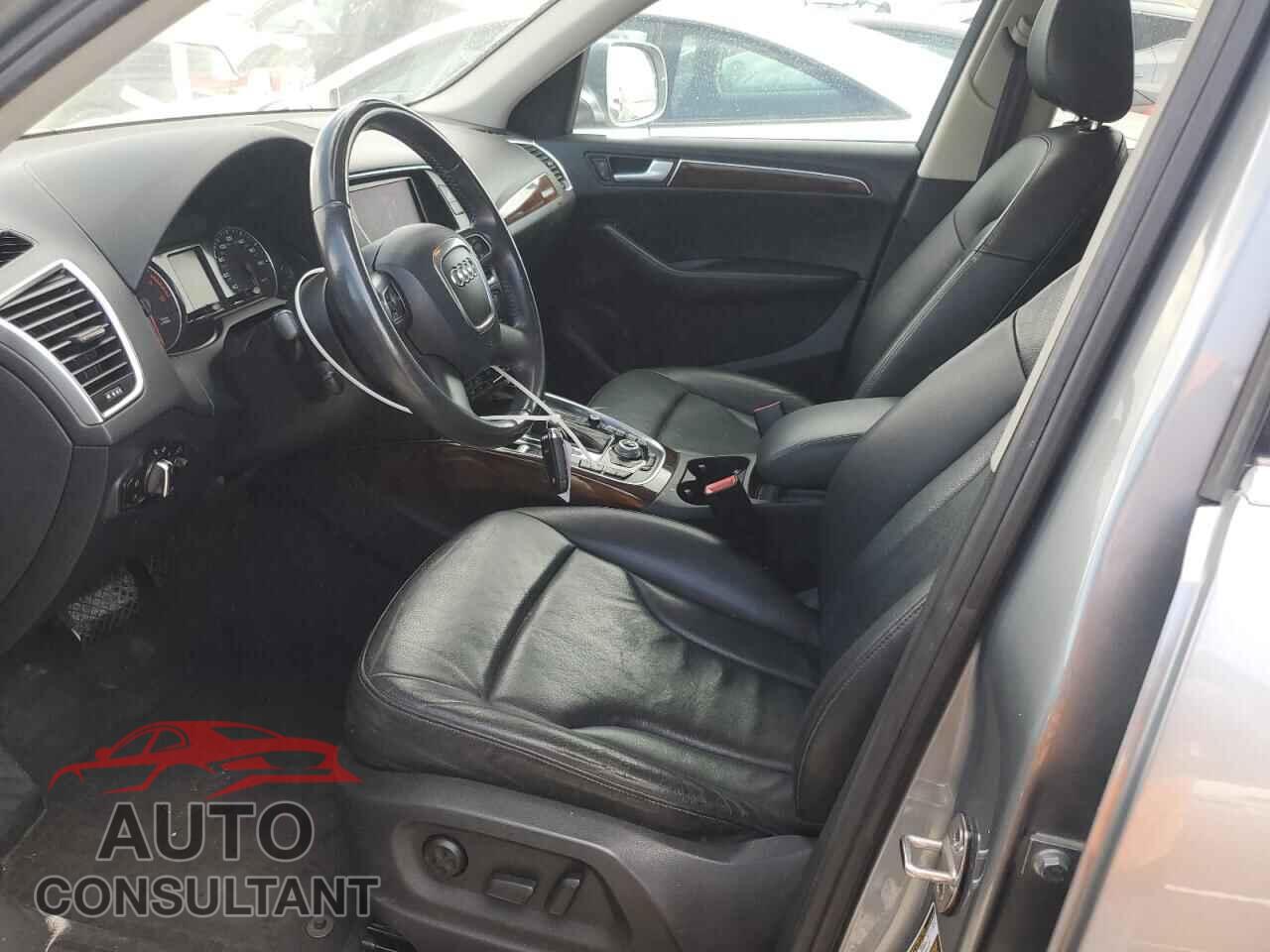 AUDI Q5 2011 - WA1LFAFP0BA114156